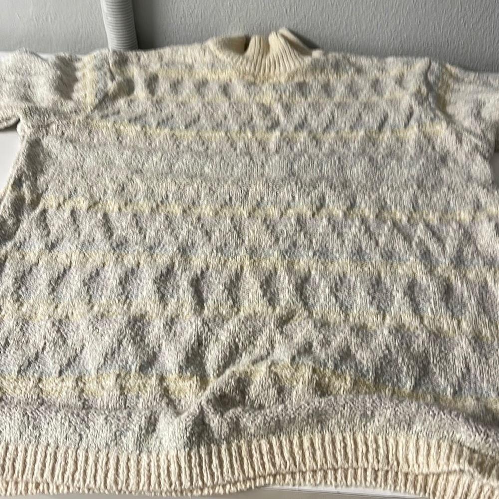 Rare Abercrombie & Fitch ombre Cream, lavendar, Blue CowlNeck Sweater Small-Med